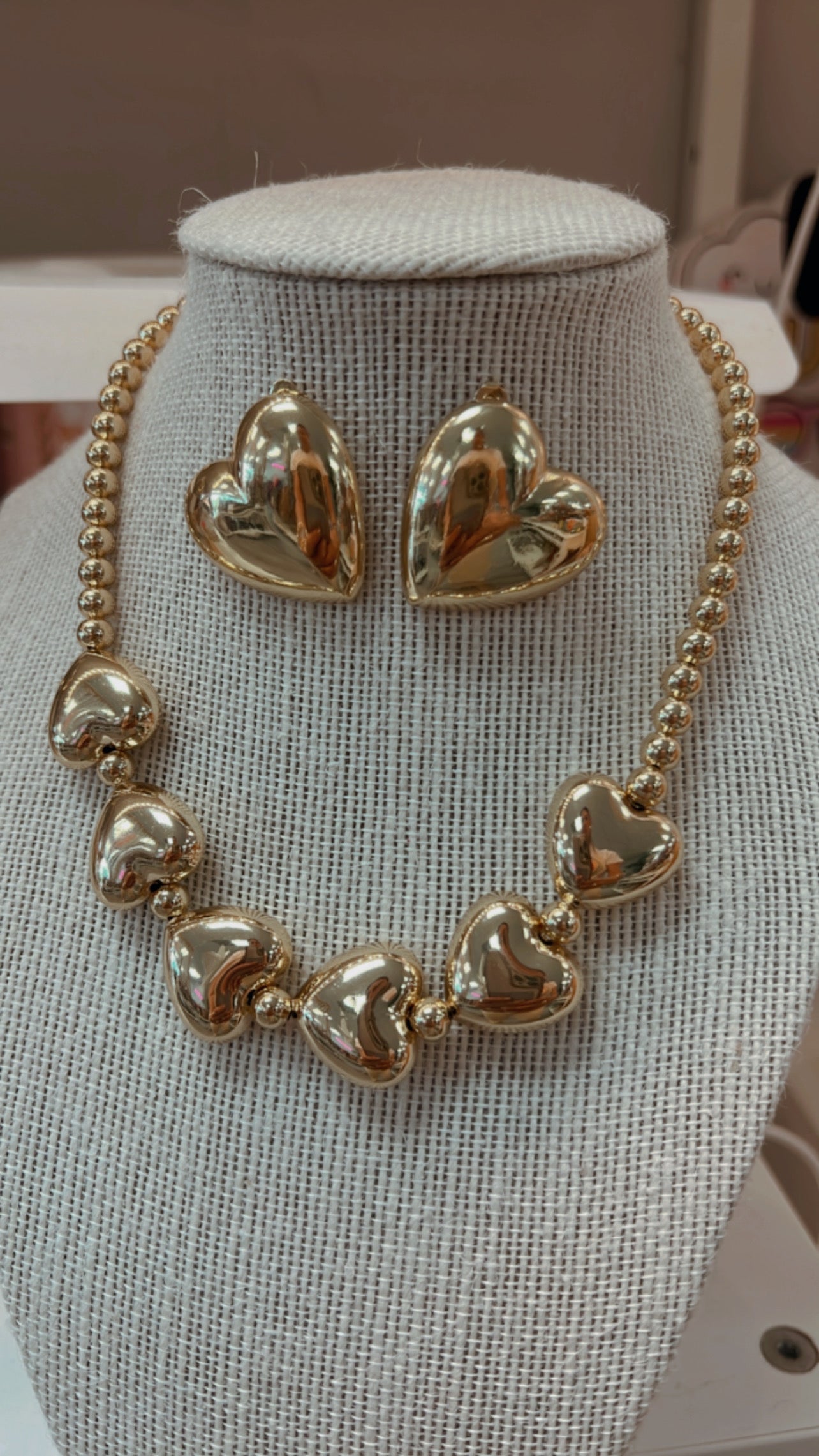 Necklace set whit earrings Hearts chunky