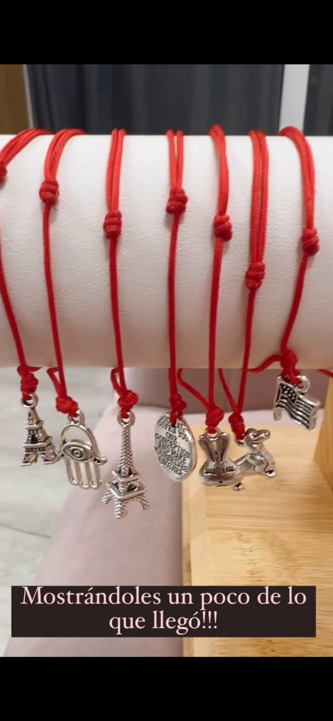 Hilitos rojos dijes pewter